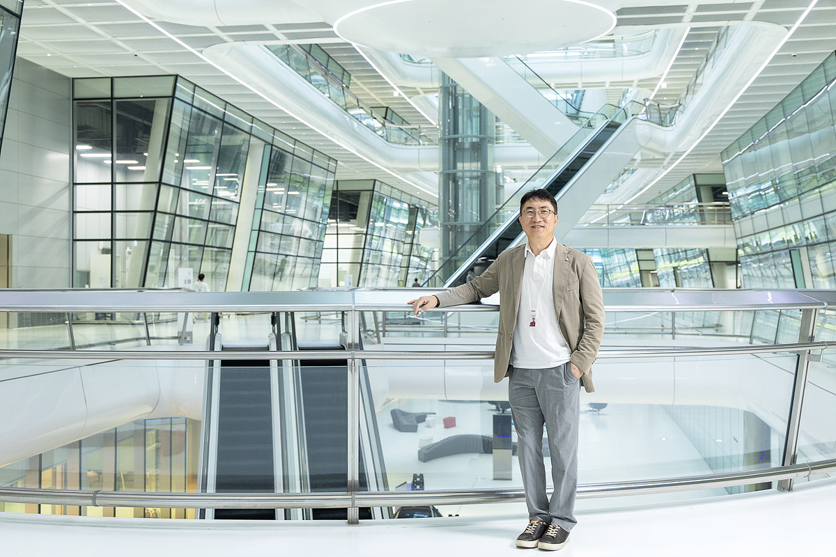 최첨단 미래 기술로 미래 타이어 기술을 창조하는 친환경 하이테크놀로지 연구소 '한국타이어 테크노돔'