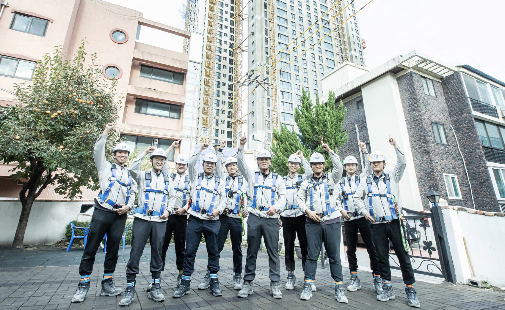 Read more about the article 팀워크로 아로새긴 현장의 가치<br>KCC건설 대전 씨엘리오 스위첸 건설 현장