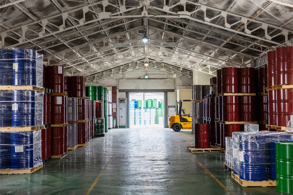 화학 분야에서 토탈 솔루션을 제공하는 ㈜ap tech의 공장 내부