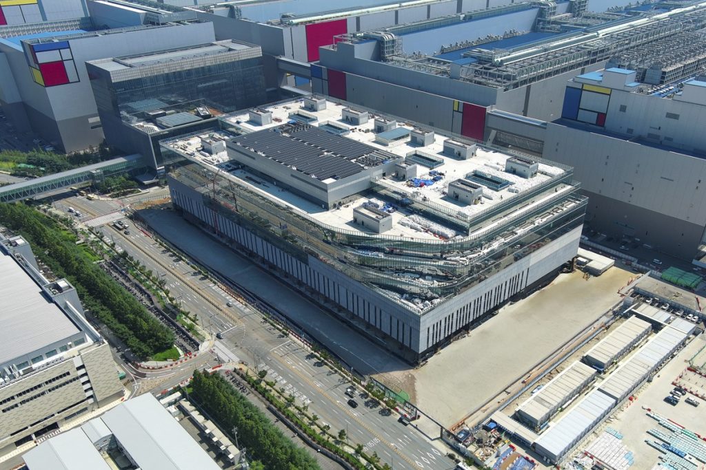 삼성전자 평택캠퍼스의 새로운 랜드마크가 될 평택 사무3동 신축 현장