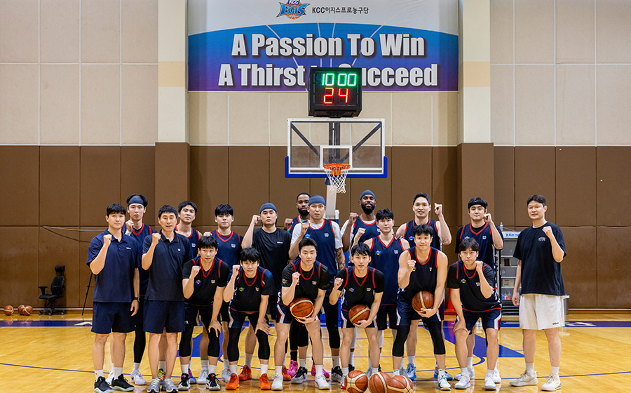 Read more about the article KBL 2025-2026리그를 제패할 슈퍼팀의 비상(飛上)</br>오직 우승을 향해 점프업 하는 KCC EGIS의 출사표!