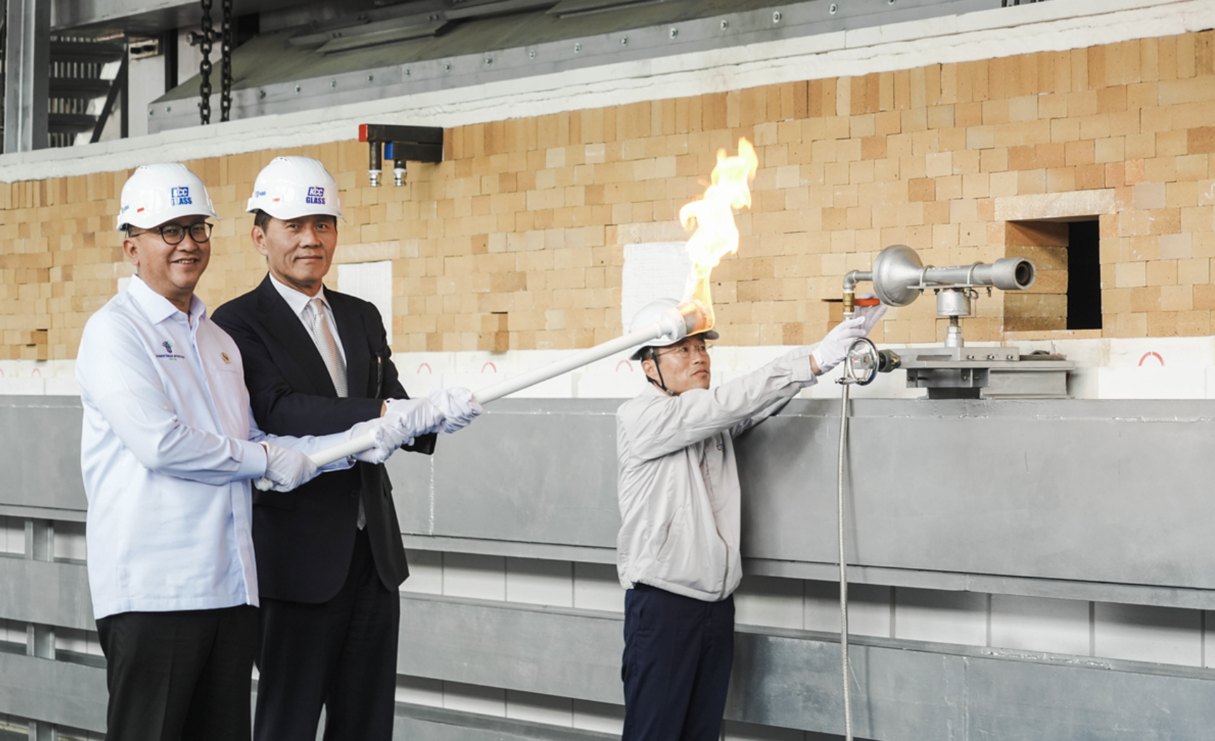 Read more about the article [Glasstory] 세계로 향하는 장대한 여정의 불씨