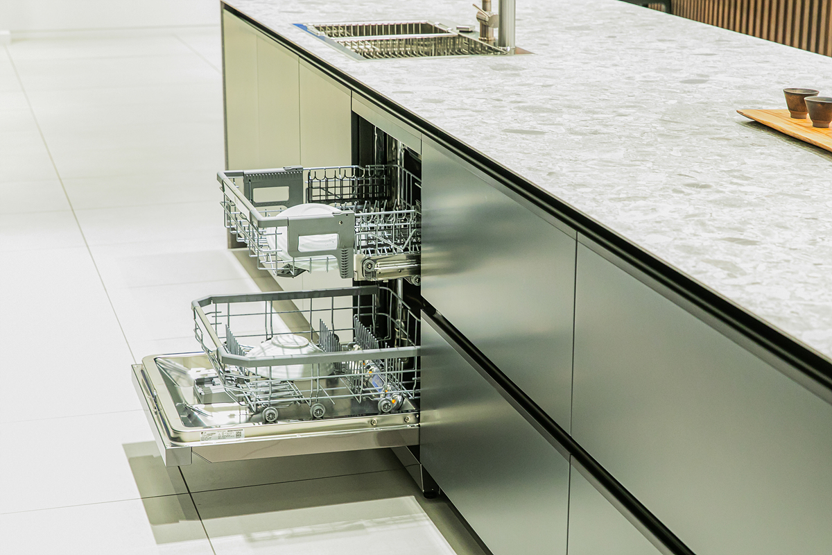 LG전자는 KCC건설이 짓는 주거공간에 DIOS 등의 다양한 가전제품 라인들을 공급해, 입주민 삶의 질을 높이고 있다.