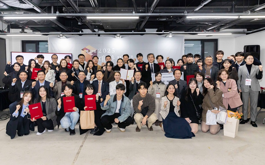 Read more about the article KCC글라스 홈씨씨, ‘2025 대한민국 실내건축대전’ 시상식 성료