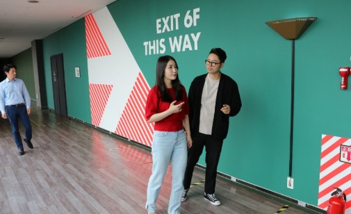 Read more about the article KCC, 컬러유니버설디자인으로 CGV와 안전 캠페인 진행