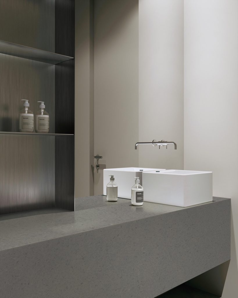 KCC글라스 홈씨씨 '센스톤 쿼츠'  프리미엄 플러스 시리즈 카메니