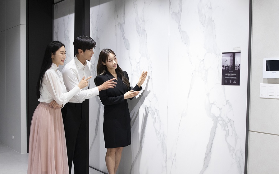 Read more about the article KCC글라스, 세라믹 타일로 국제 건축 디자인상<br> ‘에밀그룹 프로젝트 어워즈’ 수상