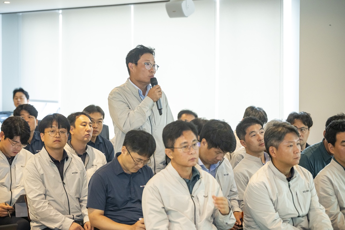 지난 7월 13일 열린 2026년 상반기 전사 운영회의에서 각 본부별로 상반기 실적과 하반기 추진 전략을 발표했다.